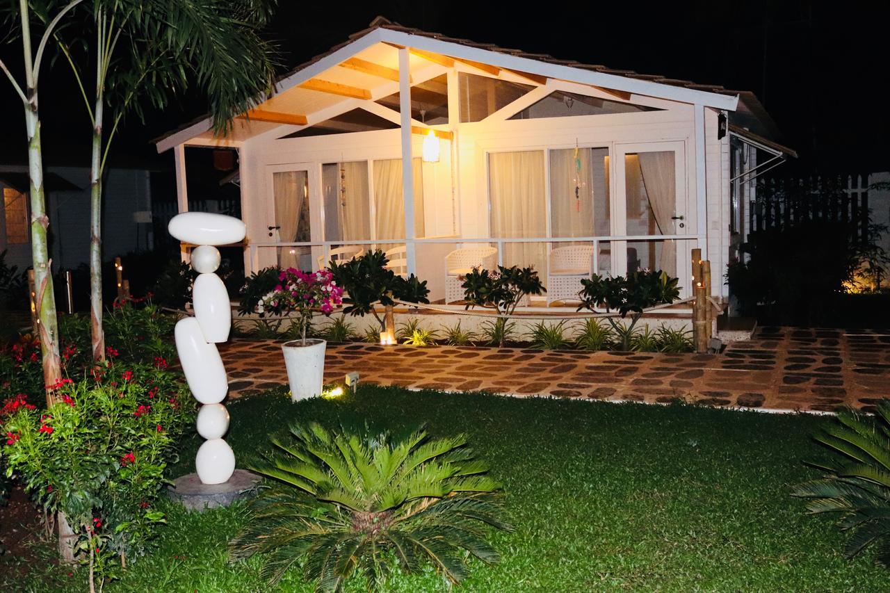 The White Resort Agonda Εξωτερικό φωτογραφία