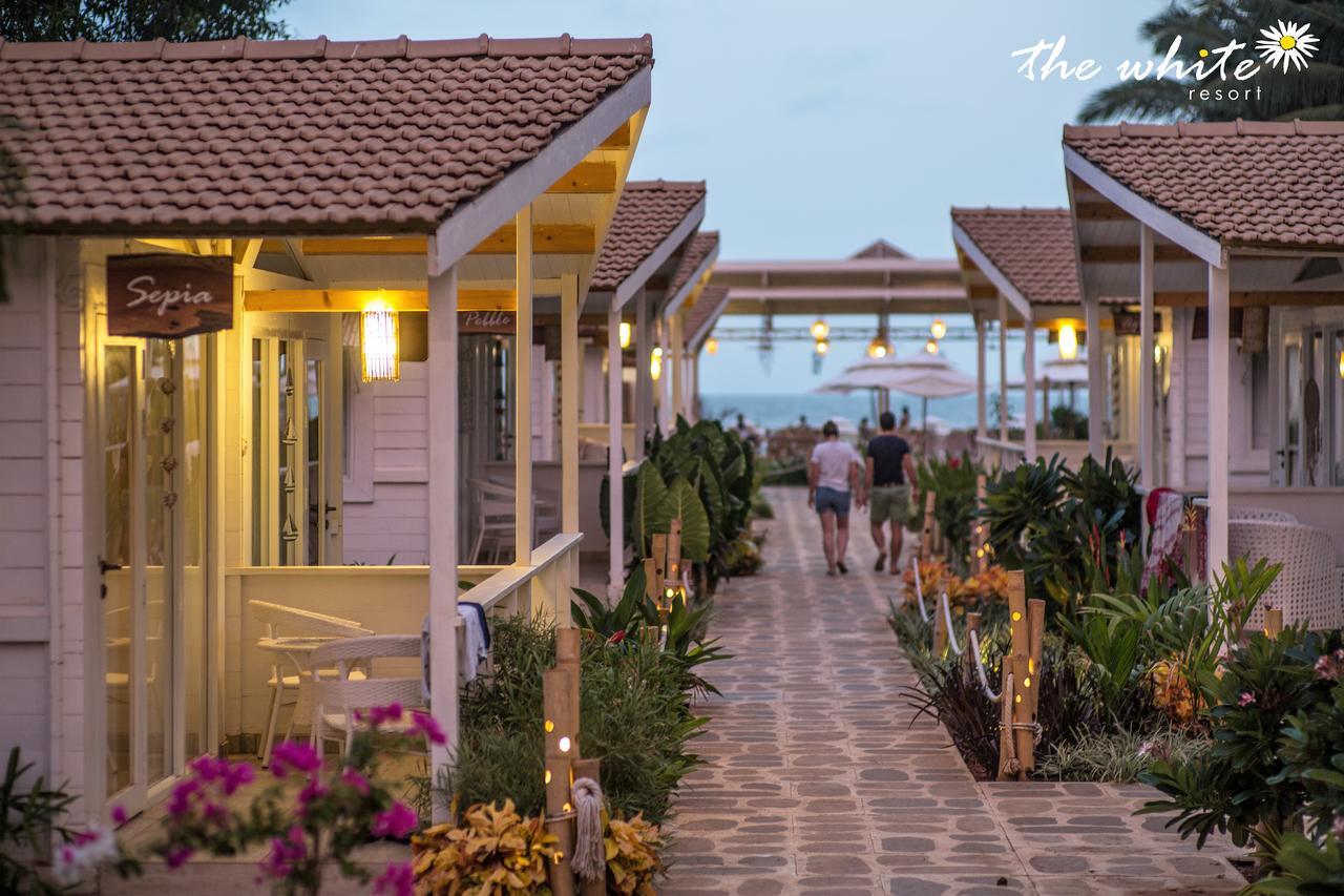 The White Resort Agonda Εξωτερικό φωτογραφία